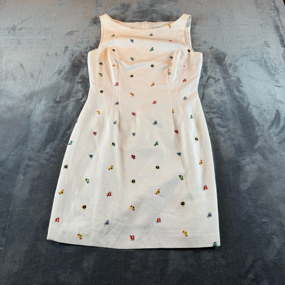 Women's Shelli Segal Vintage Dress Size 8 Lined White with Embroidered Flowers